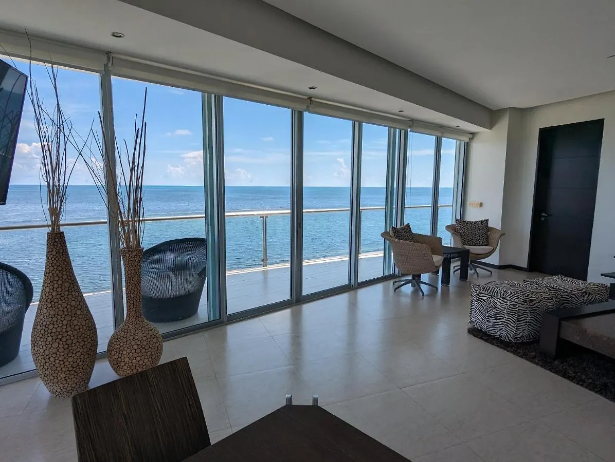 Peninsula Luxury Apartments With Ocean Front And Espectacular Views - No Pets Cancun Mexico