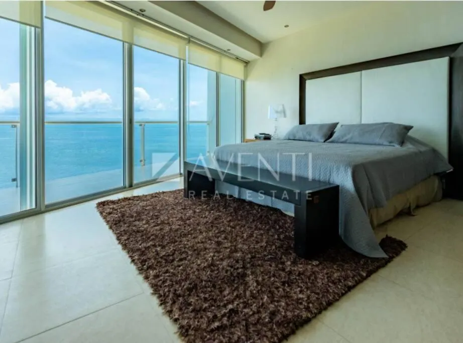 Peninsula Luxury Apartments With Ocean Front And Espectacular Views - No Pets Cancún
