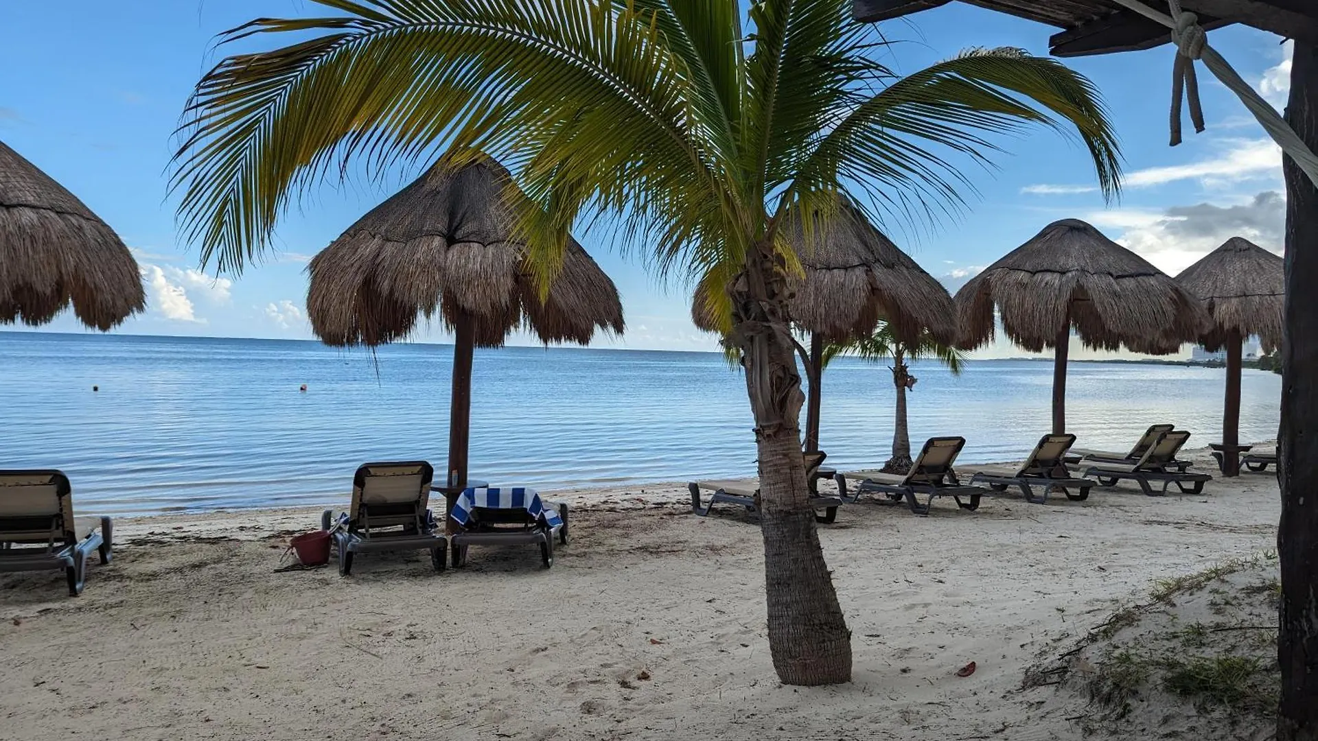 Peninsula Luxury Apartments With Ocean Front And Espectacular Views - No Pets Cancún